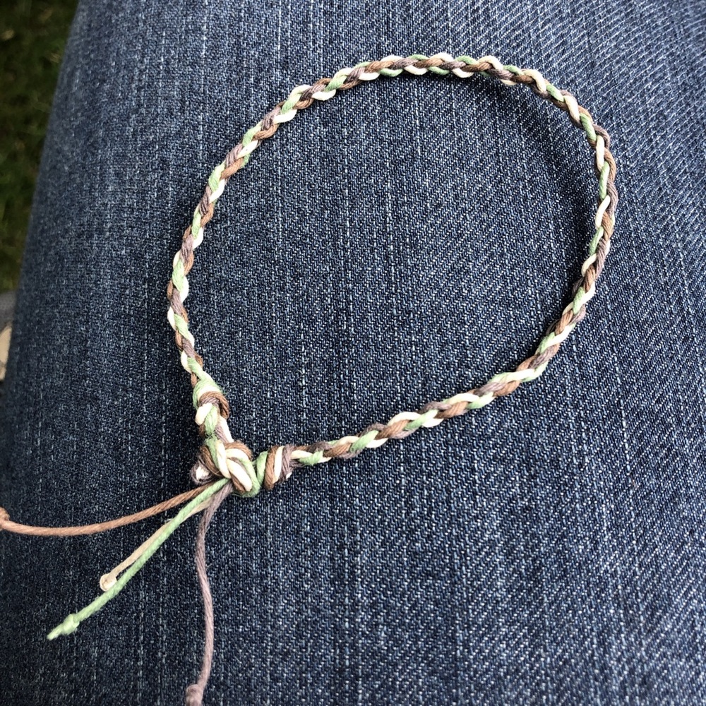 Handmade hemp bracelet 8 inch